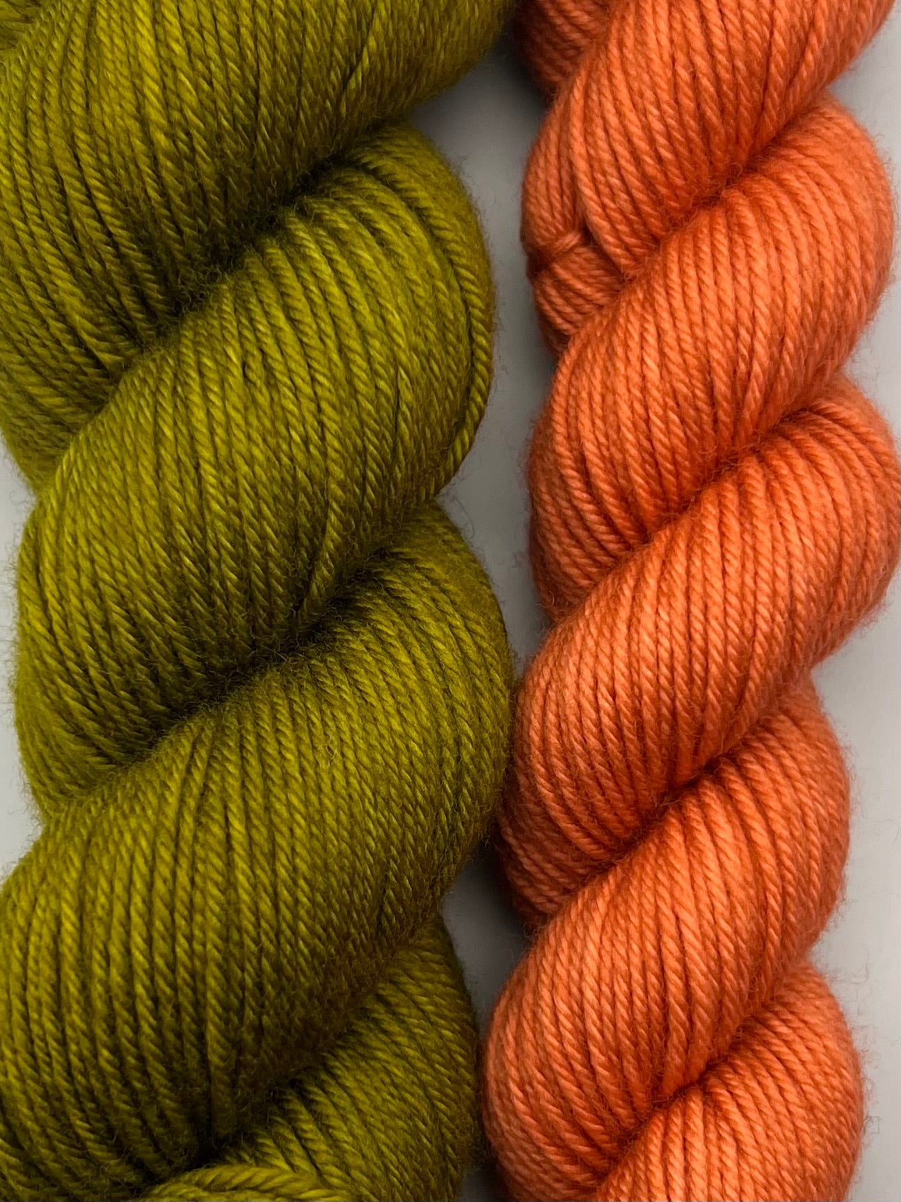 Common Thread Fiber's Cute Lil Acorn Hat