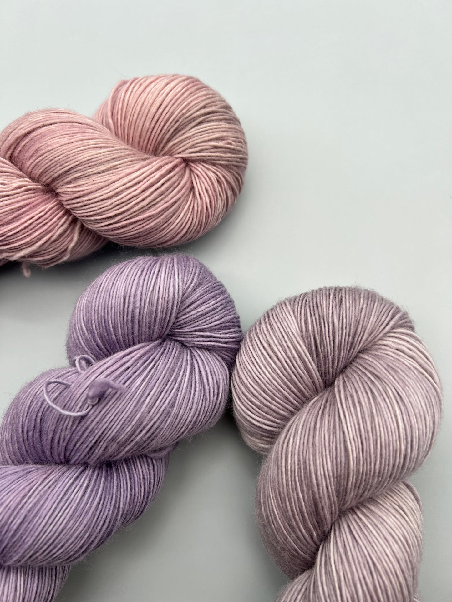 300g Grab Bag Fingering SINGLE PLY- #2